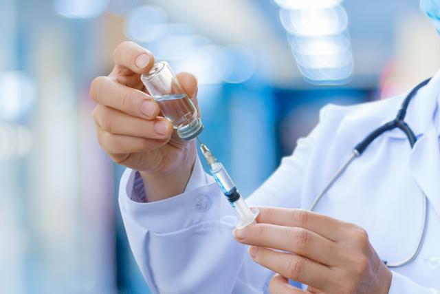 Stiže još jedna obavezna vakcina, Srbija je uvodi među prvim u regionu